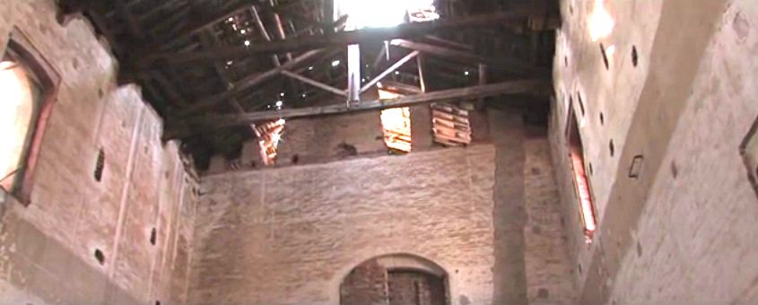 Castello di Cusago è iniziato il restauro dei tetti